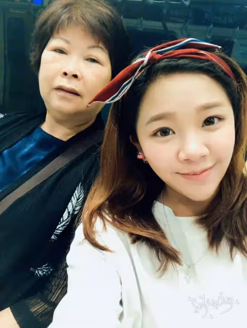 爸離世、母改嫁!賴慧如「感恩阿嬤一手帶大」鼓勵她唱歌 「患病卻裝歡笑」不願老人家操煩