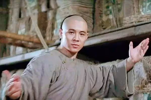 同父異母的星二代,媽媽美貌的高低,往往決定了孩子顏值的上限