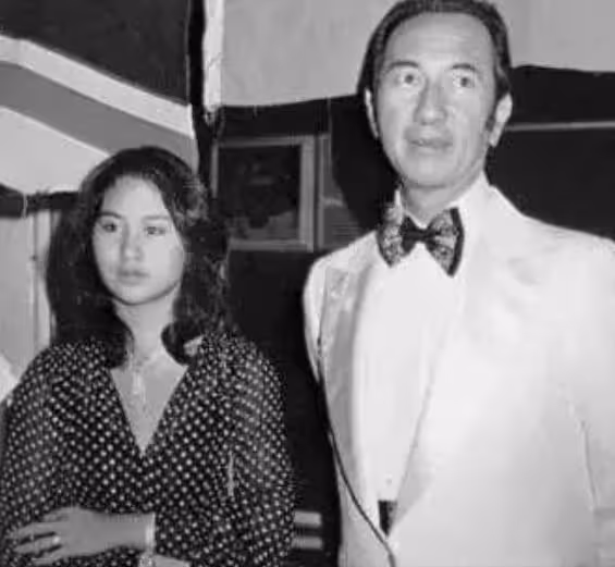 同父異母的星二代，媽媽美貌的高低，往往決定了孩子顏值的上限