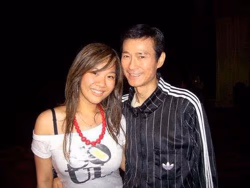 同父異母的星二代,媽媽美貌的高低,往往決定了孩子顏值的上限