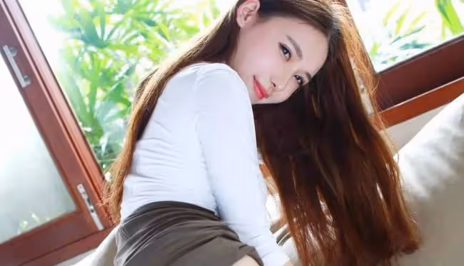 曖昧:受傷待在醫院,他不僅將我看光了,還時刻對我耳朵吐熱氣