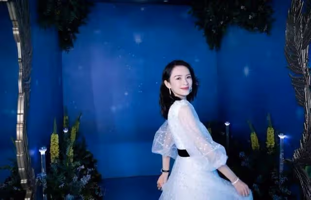 為何被稱為「國際章」？因為她是天生的主角，以及她的那5段戀情
