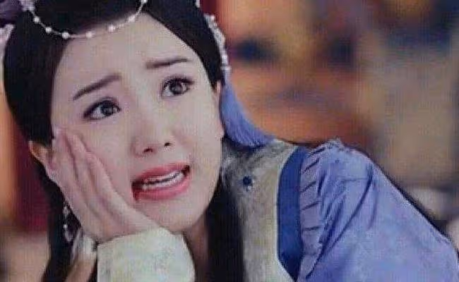 同樣是演戲時被扇巴掌,花千骨甄嬛都不如他慘