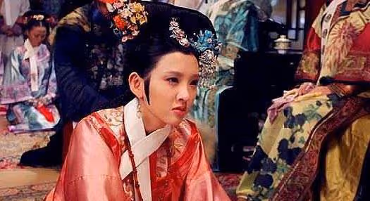 同樣是演戲時被扇巴掌，花千骨甄嬛都不如他慘