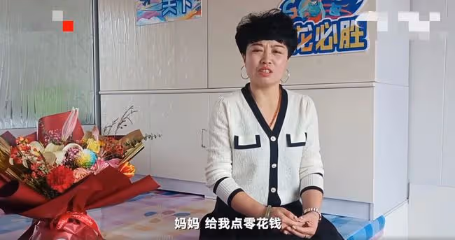 00後小將拼進冬奧決賽，爸爸為反覆看進城買新電視，家中內景曝光