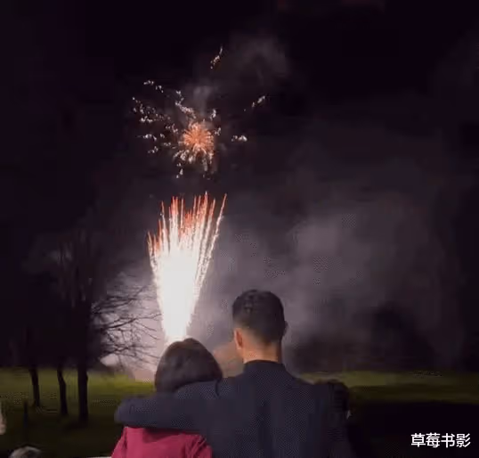 未婚生養6個孩子,這對頂流情侶終於公開秀恩愛了