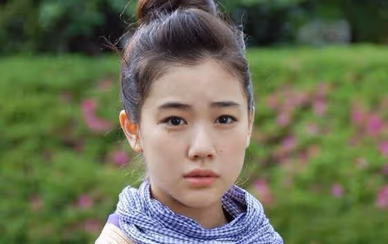 日本人氣女神蒼井優官宣懷孕,預計今年夏天生產,「孕肚照」曝光
