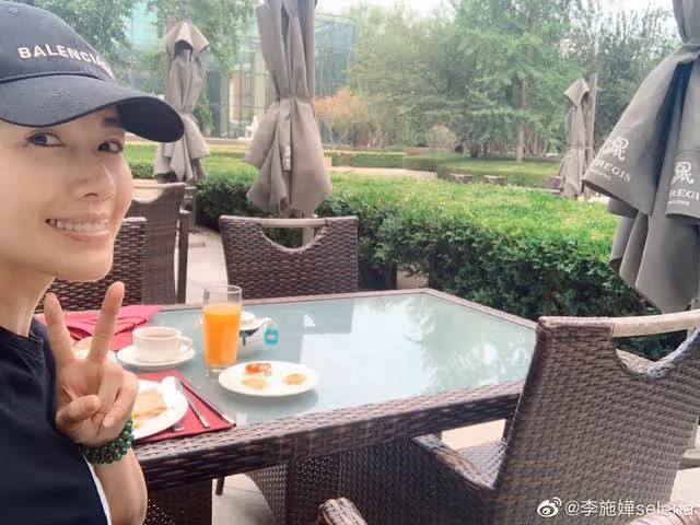 TVB離巢花旦李施嬅喜迎41歲生日,未婚夫送神秘大禮,網友贊貼心