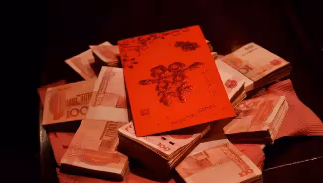 「女兒，你那麼有錢幫你弟弟買套房怎麼了？」最怕貪得無厭的人