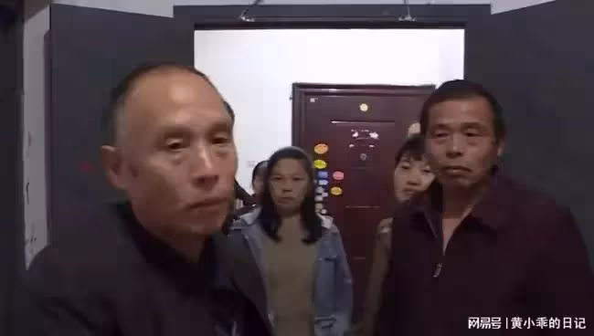 公婆在廚房裝監控,監督結婚10年的兒媳,公公:我們不會提出離婚