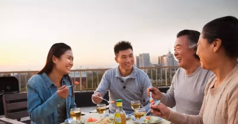 婆婆小叔子不請自來，到了養老的時候，兒媳：養你兒子一個就夠了