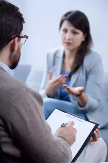 婆婆小叔子不請自來,到了養老的時候,兒媳:養你兒子一個就夠了
