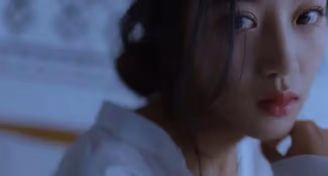 我愛的男人,在房車裡和別的女人互相占有
