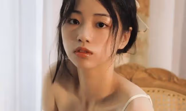 我愛的男人,在房車裡和別的女人互相占有