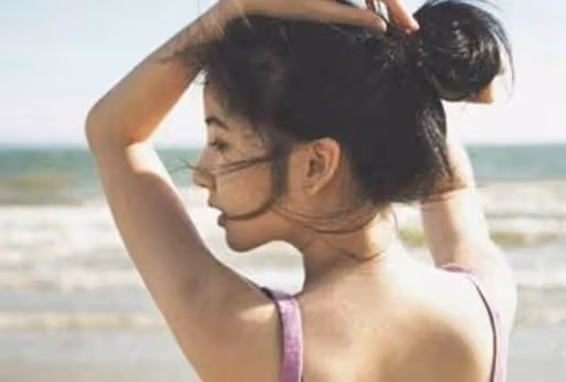 我愛的男人,在房車裡和別的女人互相占有