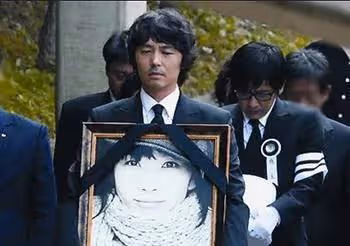 亞洲女神崔真實：懷孕也難逃被導演潛規則，39歲在浴室上吊自殺
