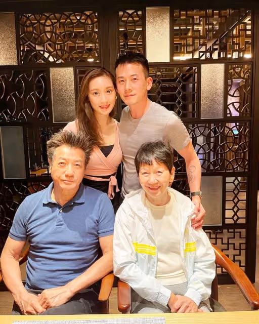 石修自曝會對拍戲搭檔產生好感，感激妻子信任！入行66年零緋聞