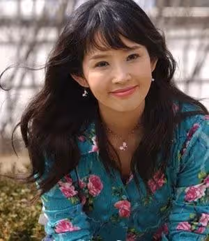 亞洲女神崔真實：懷孕也難逃被導演潛規則，39歲在浴室上吊自殺