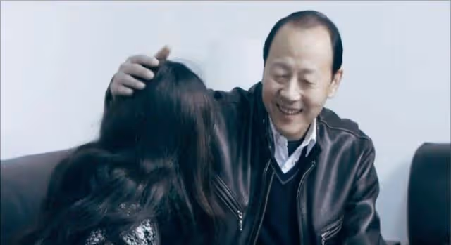 《人民的名義》後,妻子氣憤地讓他別再演壞人,侯天來的回答亮了