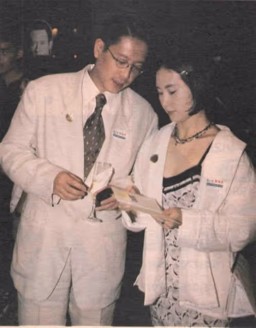 有一種愛情叫陳百強與何超瓊,你當哥哥送我出嫁,我以妻子為你扶靈