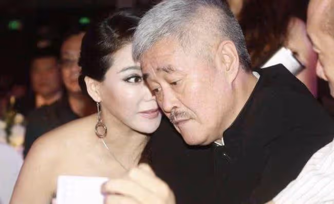 嬌嬌再爆猛料!證實趙本山與小25歲關婷娜的緋聞,稱是真實的故事