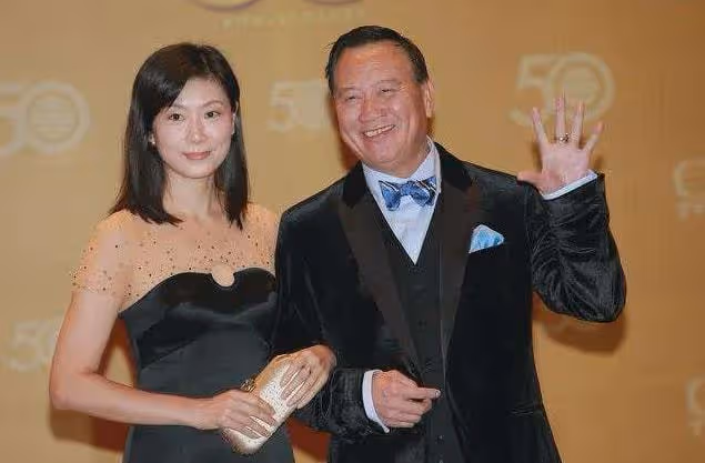 「大哥」萬梓良:情斷恬妞,征服3個女人,最後成了河南女婿