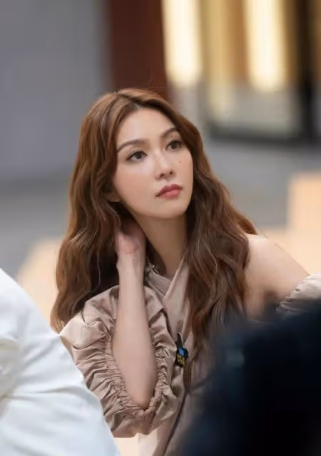 我的天，一直以為是同齡人，薛凱琪這顏值說是20歲也不為過！