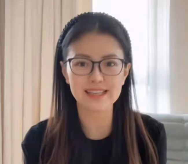 前央視主持人經緯結婚生子!與半人高兒子同框,曾與撒貝寧熱戀