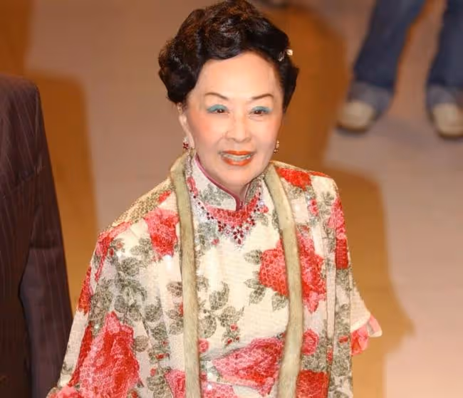 98歲億萬富婆去世!被稱為香港第一闊太,其夫是TVB創辦人之一