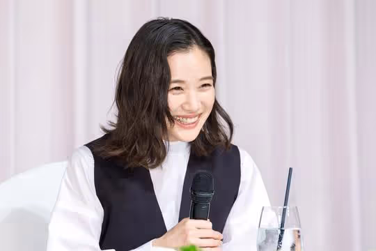 時隔20年退所成立公司,無數人心中的初戀女神,或將淡出銀幕