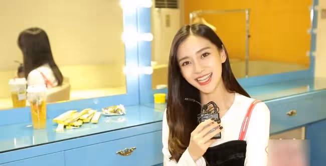 Baby不曾想過退出娛樂圈,談遭吐槽和辛酸過往落淚:真的好難