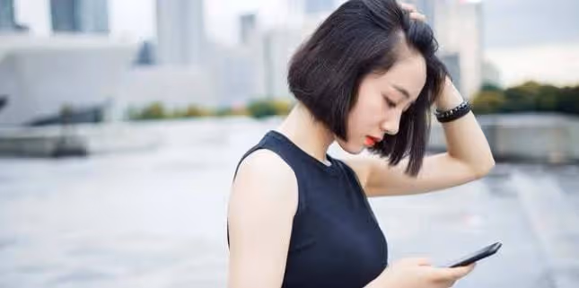 會議結束後,我被老闆堵在了辦公室