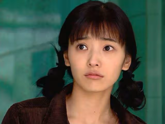 韓彩英首談和丈夫的婚姻生活,育有一兒一女,丈夫是自己最大成就