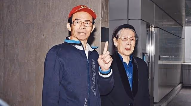 梅艷芳98歲母親登報與兒子脫離母子關係,身體抱恙正在住院調養