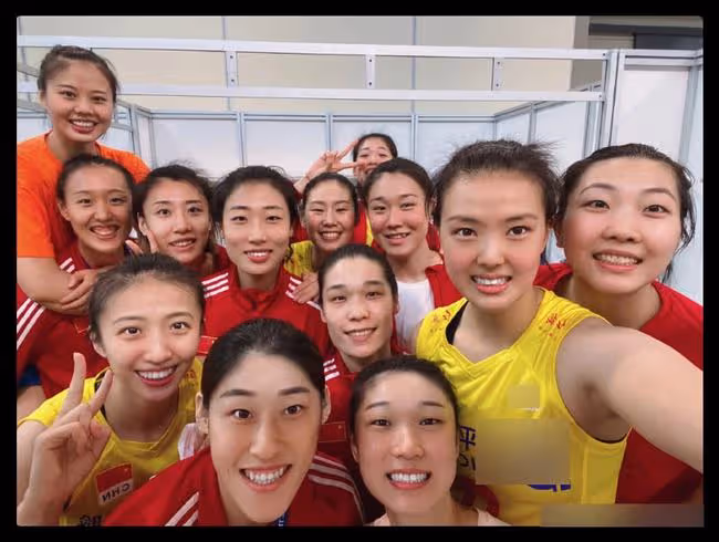 女排選手張常寧官宣結婚!曬婚紗照秀好身材,與丈夫顏值身高登對