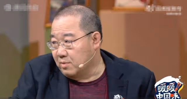 英達為兒解說冬奧比賽,16歲小女兒同行像極媽媽,已進入美國名校