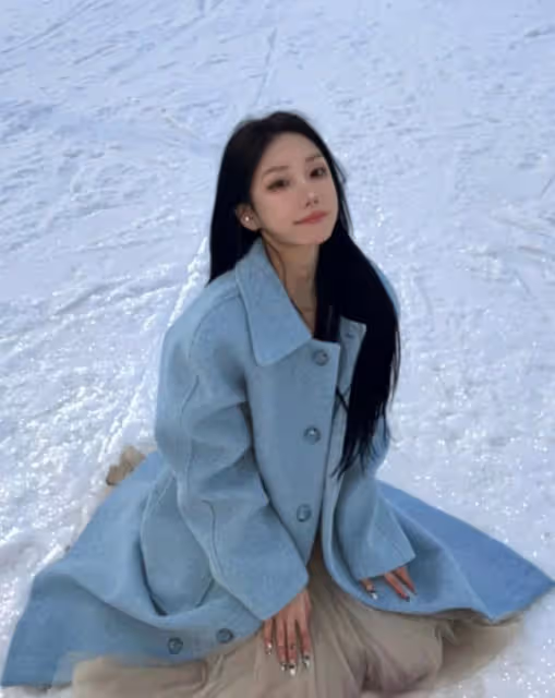 情人節第一對情侶官宣!21歲美女網紅與前任復合,海邊擁吻太浪漫