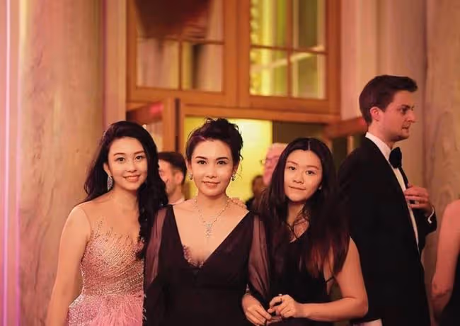 邱淑貞大女兒與女星撞名,改英文名出道,媽媽鋪路讓其進內娛發展