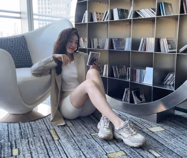 韓國出道的中國女藝人許瀟晗