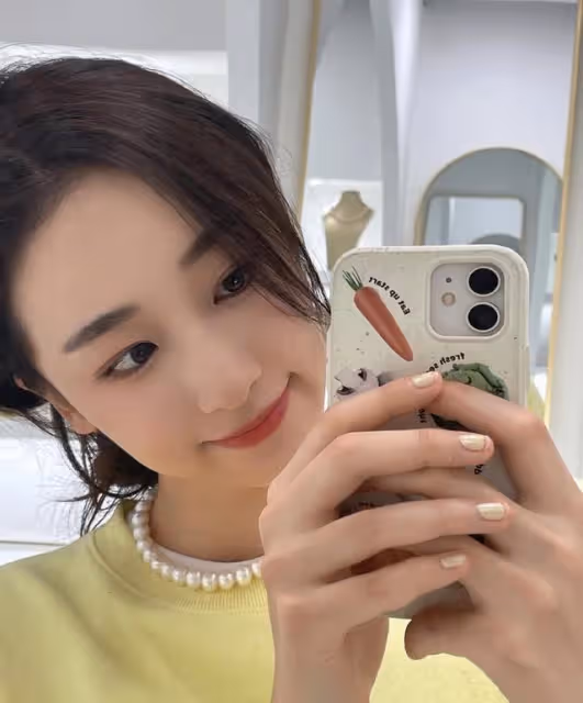 韓國出道的中國女藝人許瀟晗