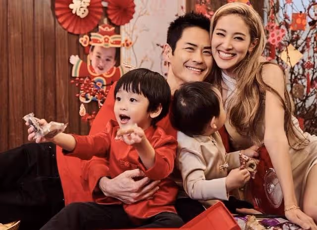 幸福!TVB著名夫妻檔為大兒子舉辦3歲生日派對,一家高顏值引熱議