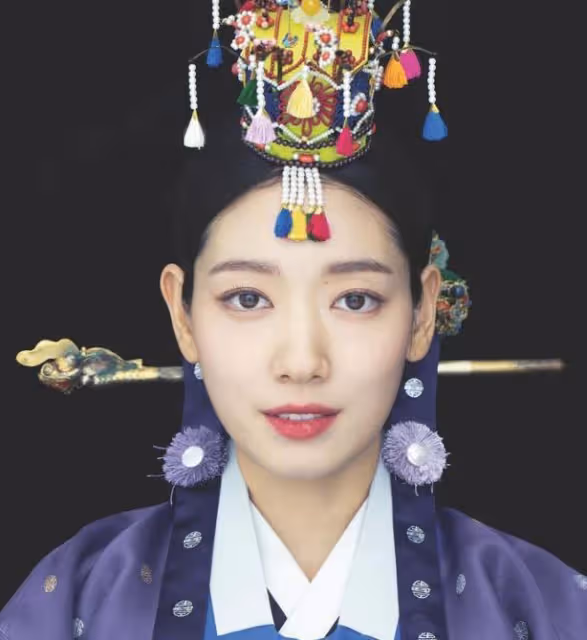 朴信惠再Po韓服婚照被罵!韓服成敏感話題!