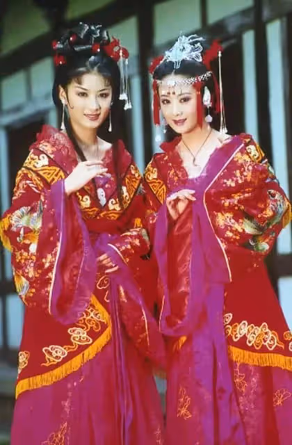 《上錯花轎嫁對郎》翻拍,新女主像丫鬟,與黃奕巔峰美貌差距大