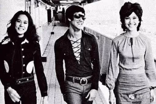 李小龍死在她家裡,向華強養她40年,丁佩真的不簡單