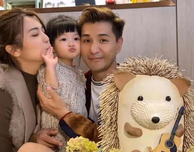 幸福!TVB視帝親自下廚和老婆過情人節,稱老婆是「夢幻型」