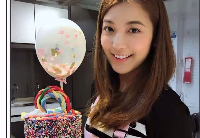 幸福!TVB視帝親自下廚和老婆過情人節,稱老婆是「夢幻型」
