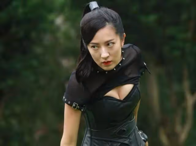 加油!TVB花旦拍打戲遭網友狠批不自然,認天分低:我也希望做好