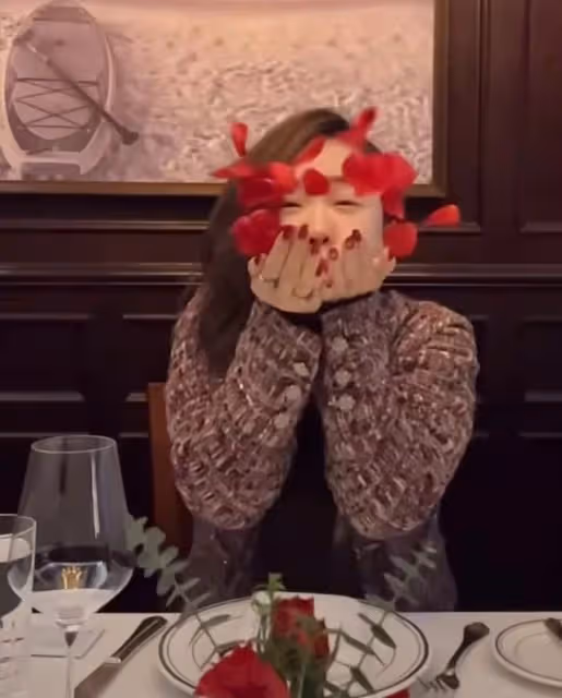 曝杜江寵妻人設疑崩塌,私聊女生要聯繫方式,霍思燕評論區秒淪陷