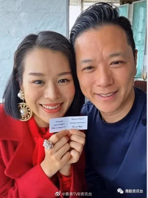 回憶湧上心頭!胡杏兒同老公重回拍拖起點