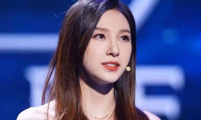馬凡舒登春晚舞被稱顏值擔當,其成名經歷被扒,沒想到還有黑歷史